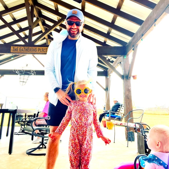 Meet your Posher, Tyler - Picture 2 of 4